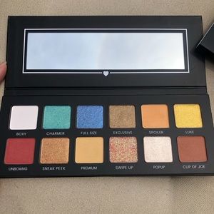Boxycharm eyeshadow pallet